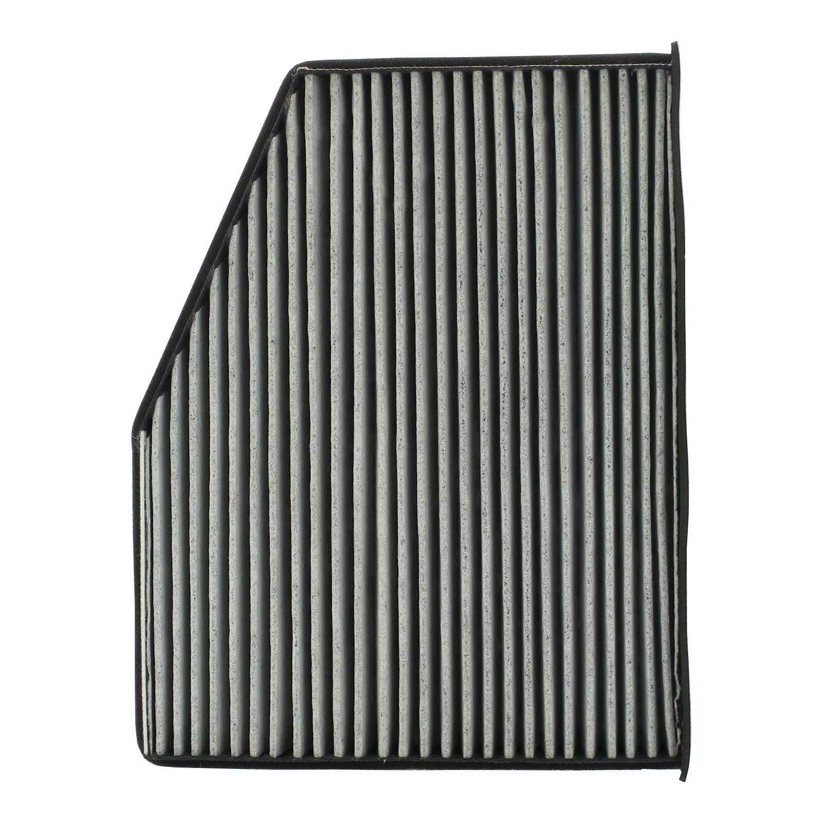 Motoröl + Ölfilter + Luftfilter + Innenraumfilter + Ablassschraube + Zündkerzen