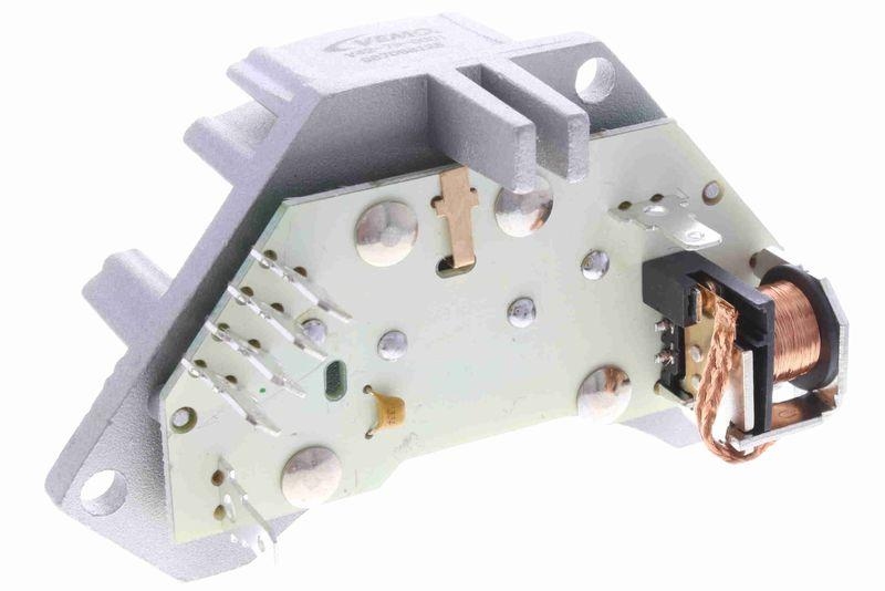 VEMO Regulator, interior blower Green Mobility Parts
