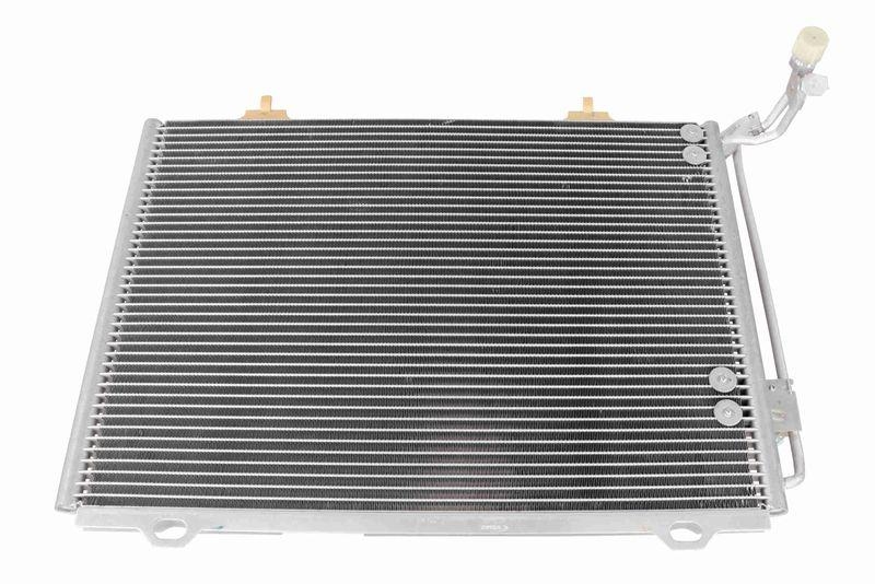 VEMO Condenser, air conditioning Original VEMO Quality