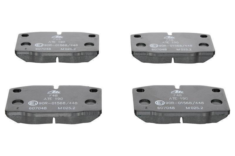 ATE Bremsscheiben 246mm + Bremsbeläge Vorne passend für Opel Manta Rekord Ascona