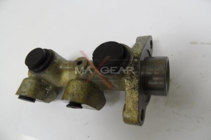 MAXGEAR Brake Master Cylinder