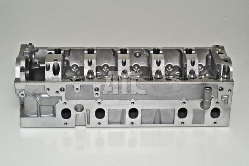 AMC Cylinder Head