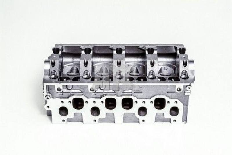 AMC Cylinder Head