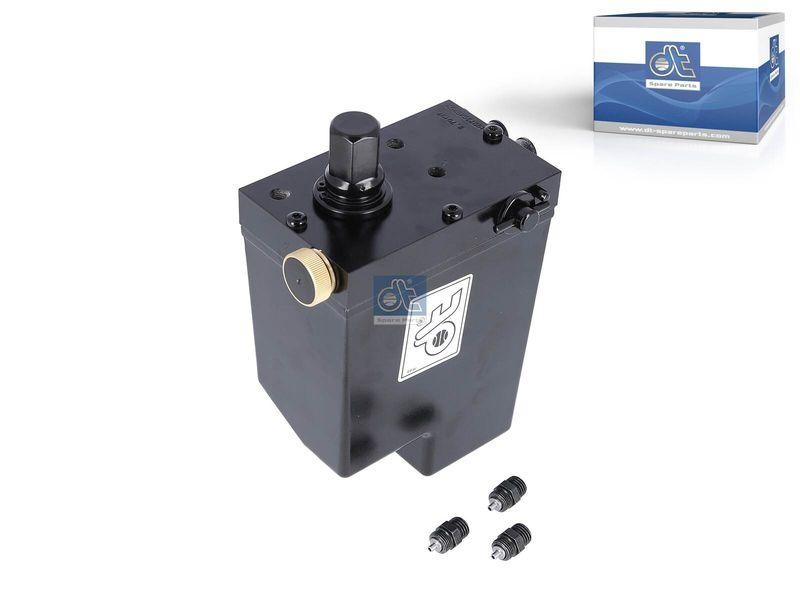DT Spare Parts Tilt Pump, driver cab