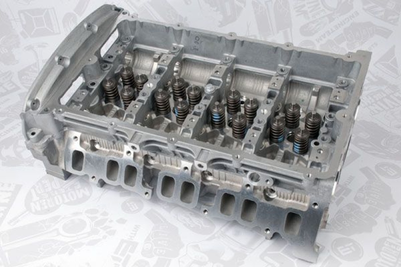 ET ENGINETEAM Cylinder Head