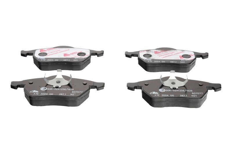 ATE Bremsscheiben + Bremsbeläge Vorne Hinten passend für Audi A4 B5 1.8 Avant