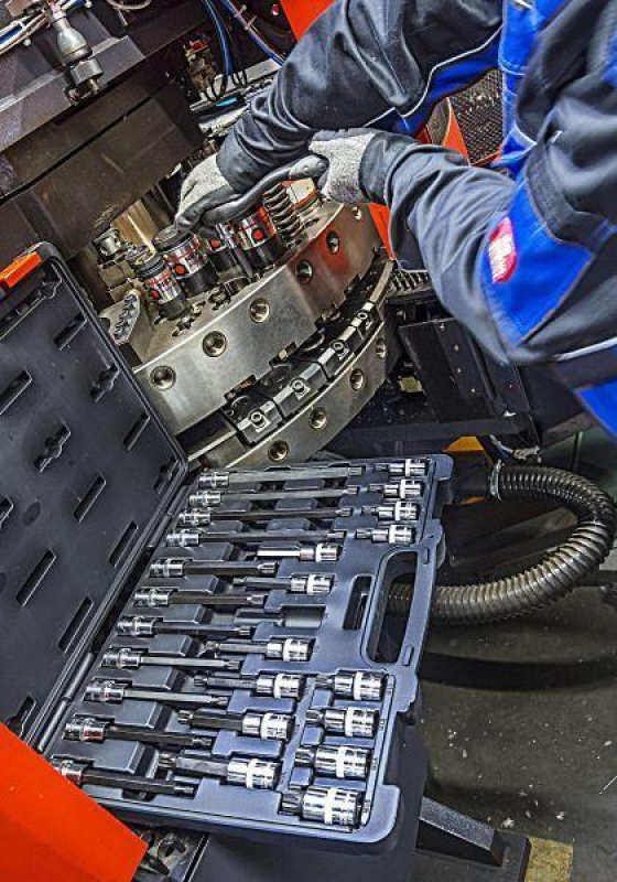 VIGOR Socket Wrench Set