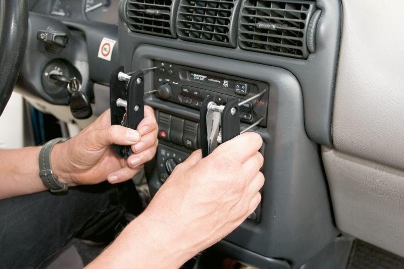 HAZET Mounting/Disassembly Tools, radio