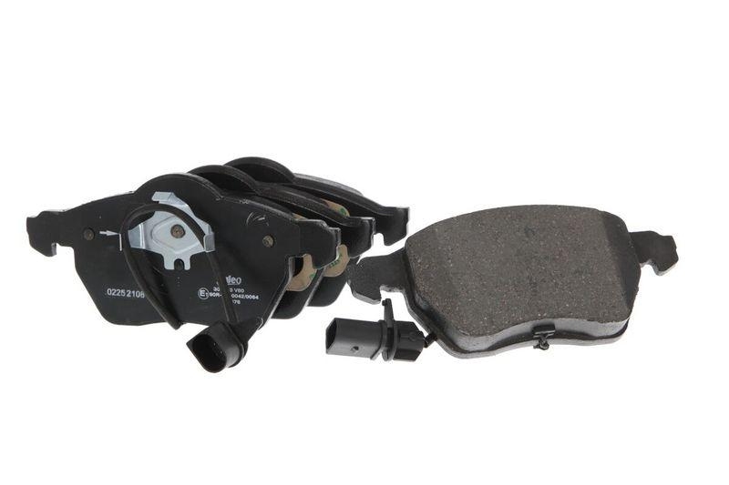 VALEO Bremsbelagsatz, Scheibenbremse ESSENTIAL 301483