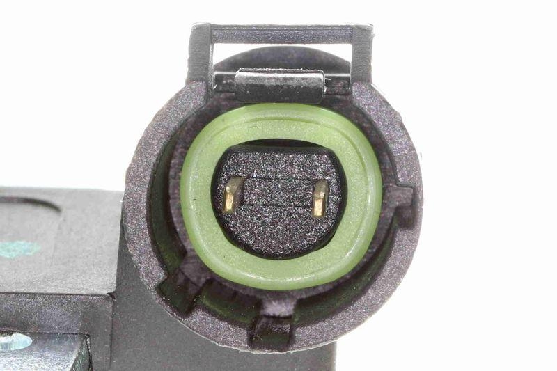 VEMO Sensor, crankshaft pulse Original VEMO Quality