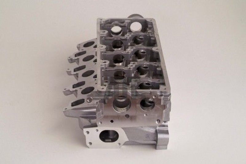 AMC Cylinder Head