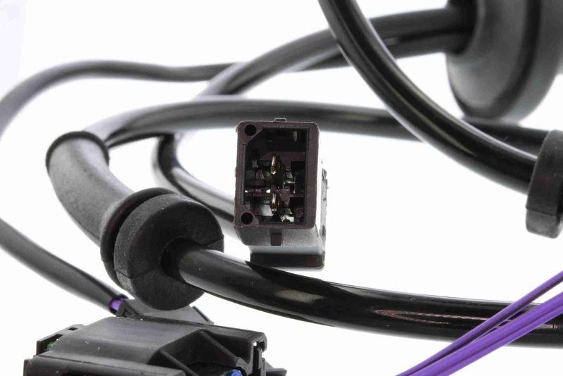 VEMO Sensor, wheel speed Original VEMO Quality