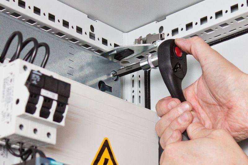 VIGOR Socket Wrench Set