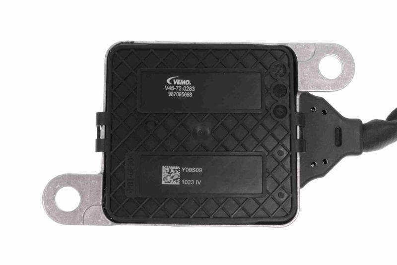 VEMO NOx Sensor, urea injection Original VEMO Quality
